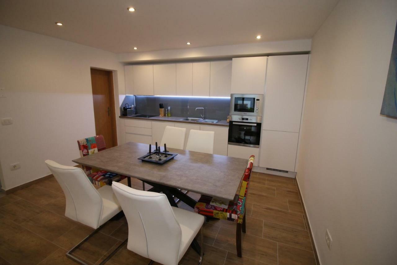 Apartment Pearl Of Kvarner Lovran Exterior foto